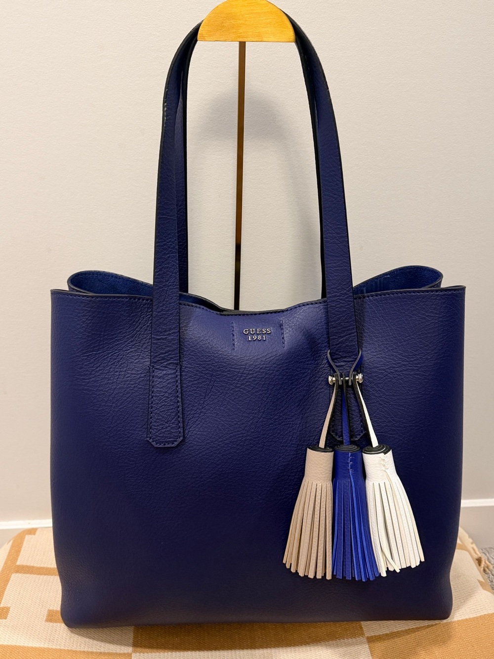 GUESS Navy Pebbled Leather Tote with Multi-Tassel Charms NWT extra gift included